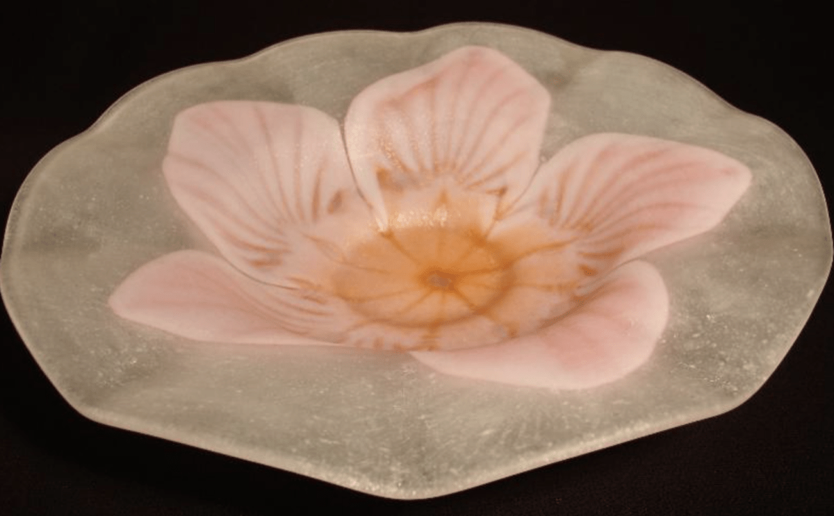 Florentia Glass: A Testament to Frederick Carder’s Innovation in Art Glass